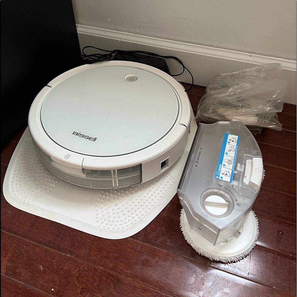 BISSELL SpinWave Wet and Dry Robotic Vacuum